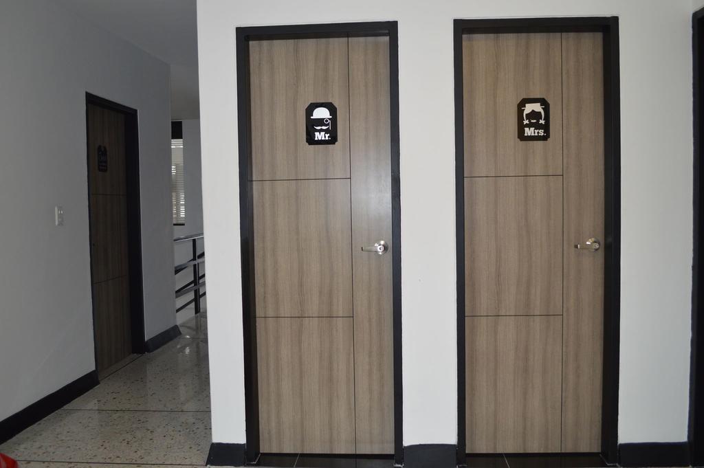 Wanderlust Hostel Armenia  Exterior photo