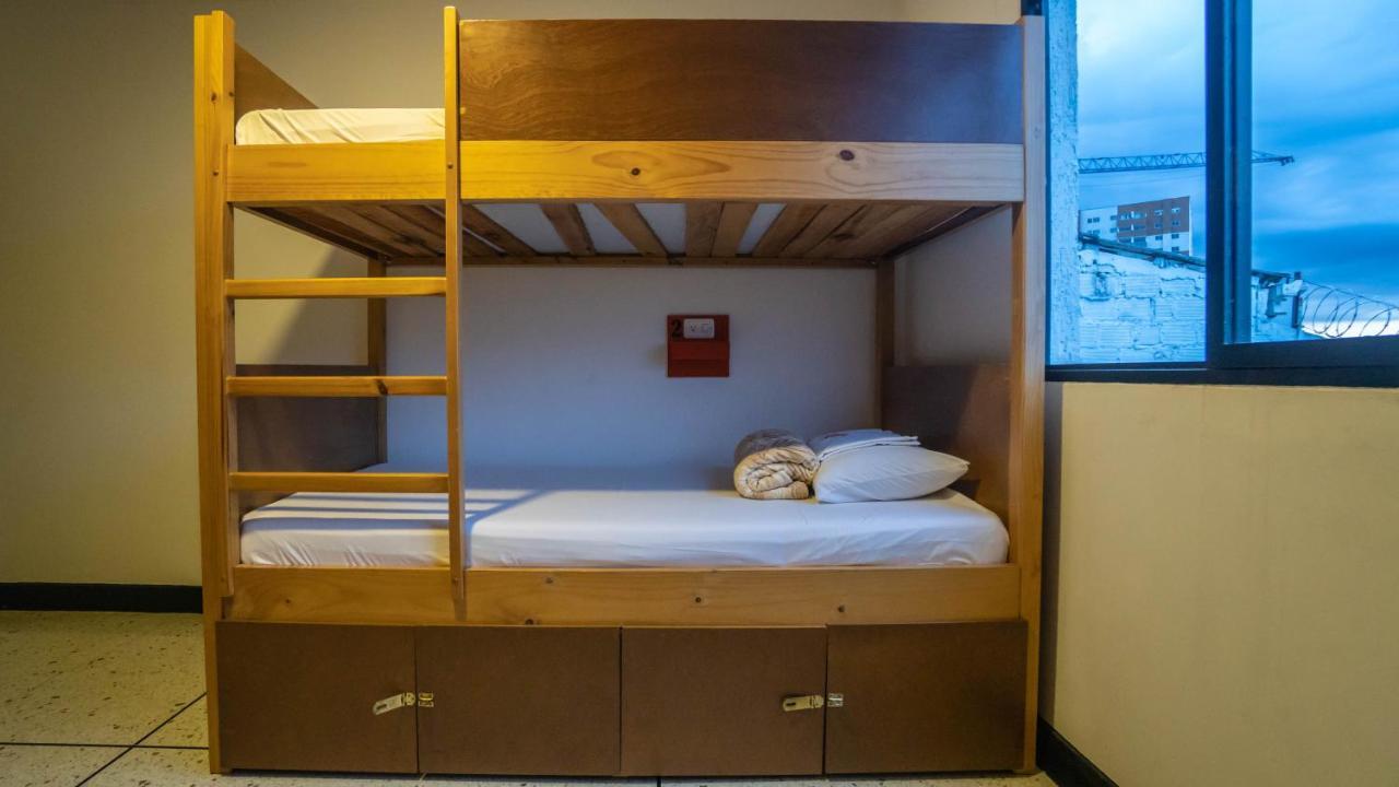 Wanderlust Hostel Armenia  Exterior photo